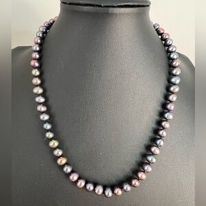 Peacock Freshwater Pearl Necklace w/14KT Gold Clasp 18” B33
